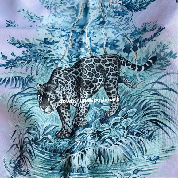 Hermès Equateur Washed Silk Scarf 90 - Picture 11 of 15